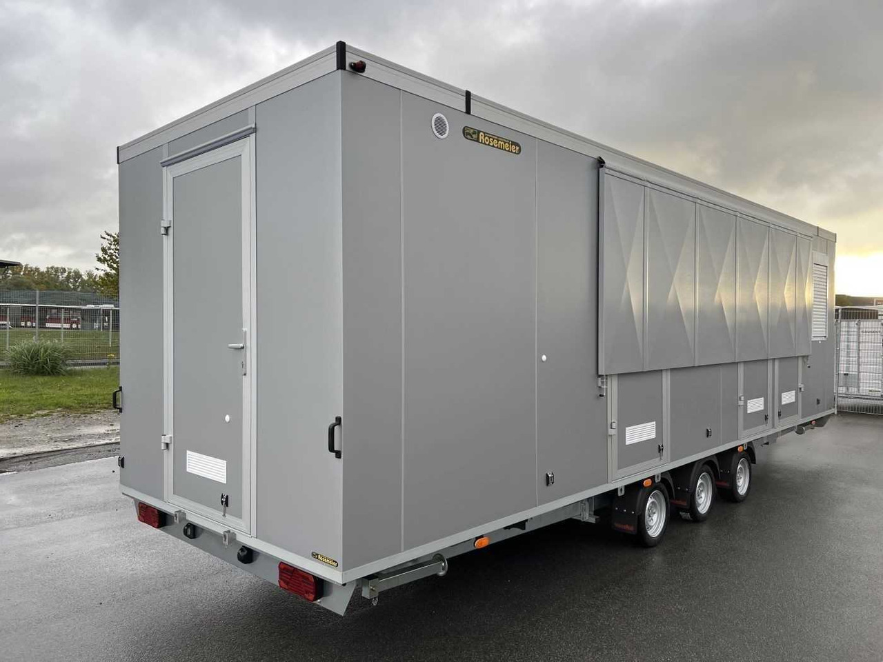 ROSEMEIER VE Mobi 8344-SP1 Tridem Mannschaftswagen - Kontener budowlany, Przyczepa: zdjęcie 5 ROSEMEIER VE Mobi 8344-SP1 Tridem Mannschaftswagen - Kontener budowlany, Przyczepa: zdjęcie 5