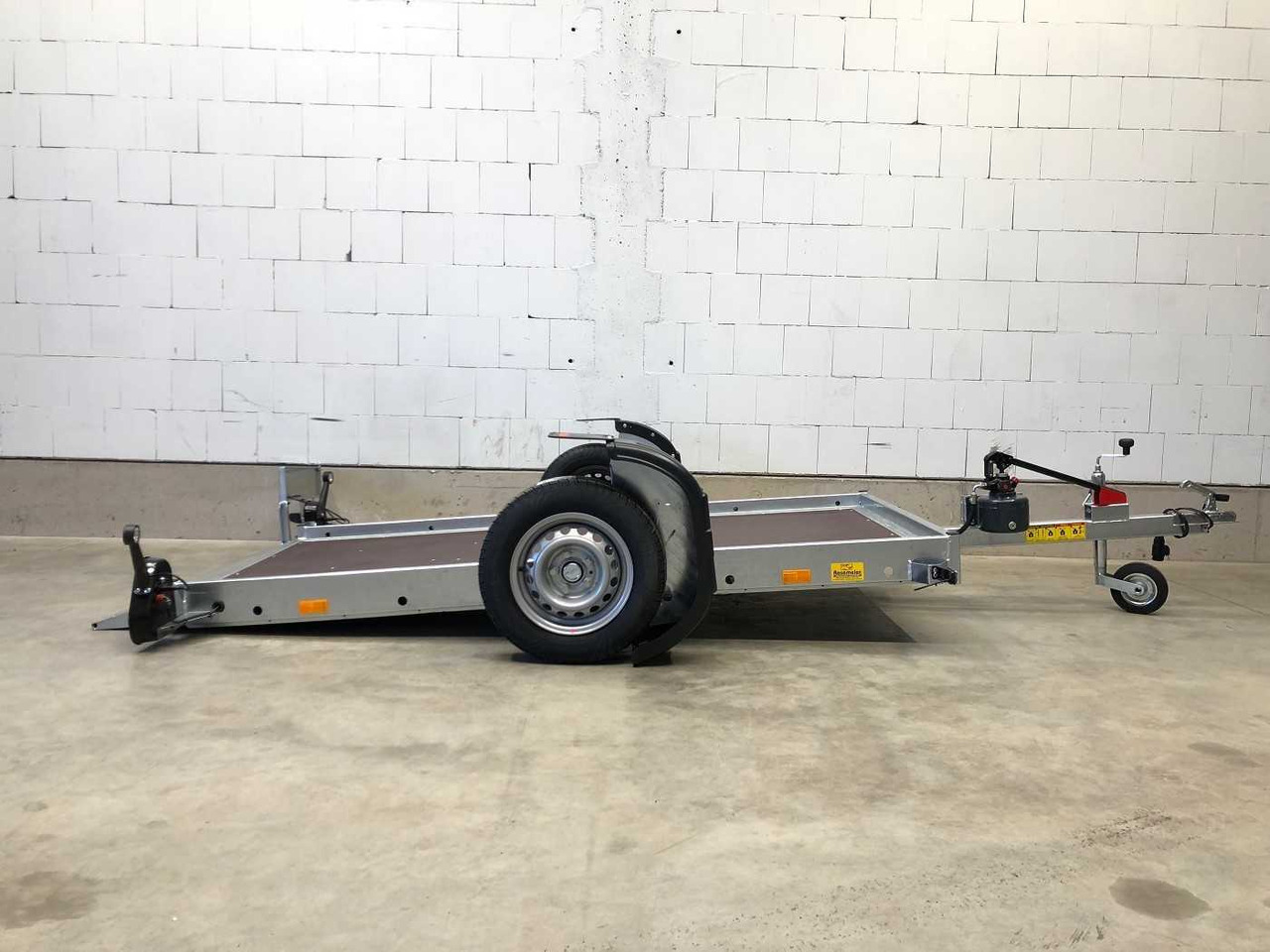 VEZEKO Husky F 08.25 Hobby Absenker - Przyczepa do hakowca/ Bramowca: zdjęcie 2 VEZEKO Husky F 08.25 Hobby Absenker - Przyczepa do hakowca/ Bramowca: zdjęcie 2