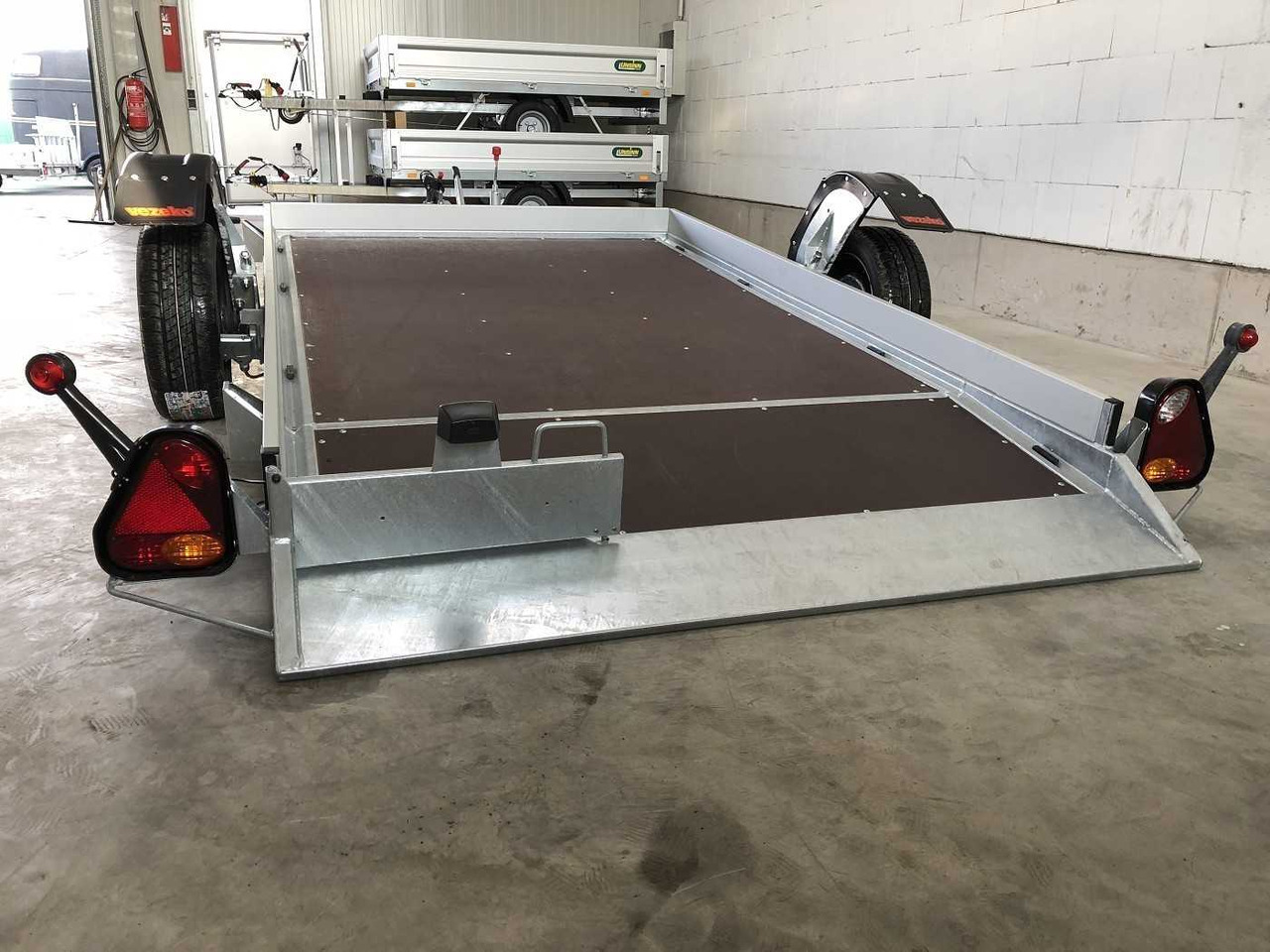 VEZEKO Husky FB 13.28 Absenker - Przyczepa motocyklowa: zdjęcie 5 VEZEKO Husky FB 13.28 Absenker - Przyczepa motocyklowa: zdjęcie 5