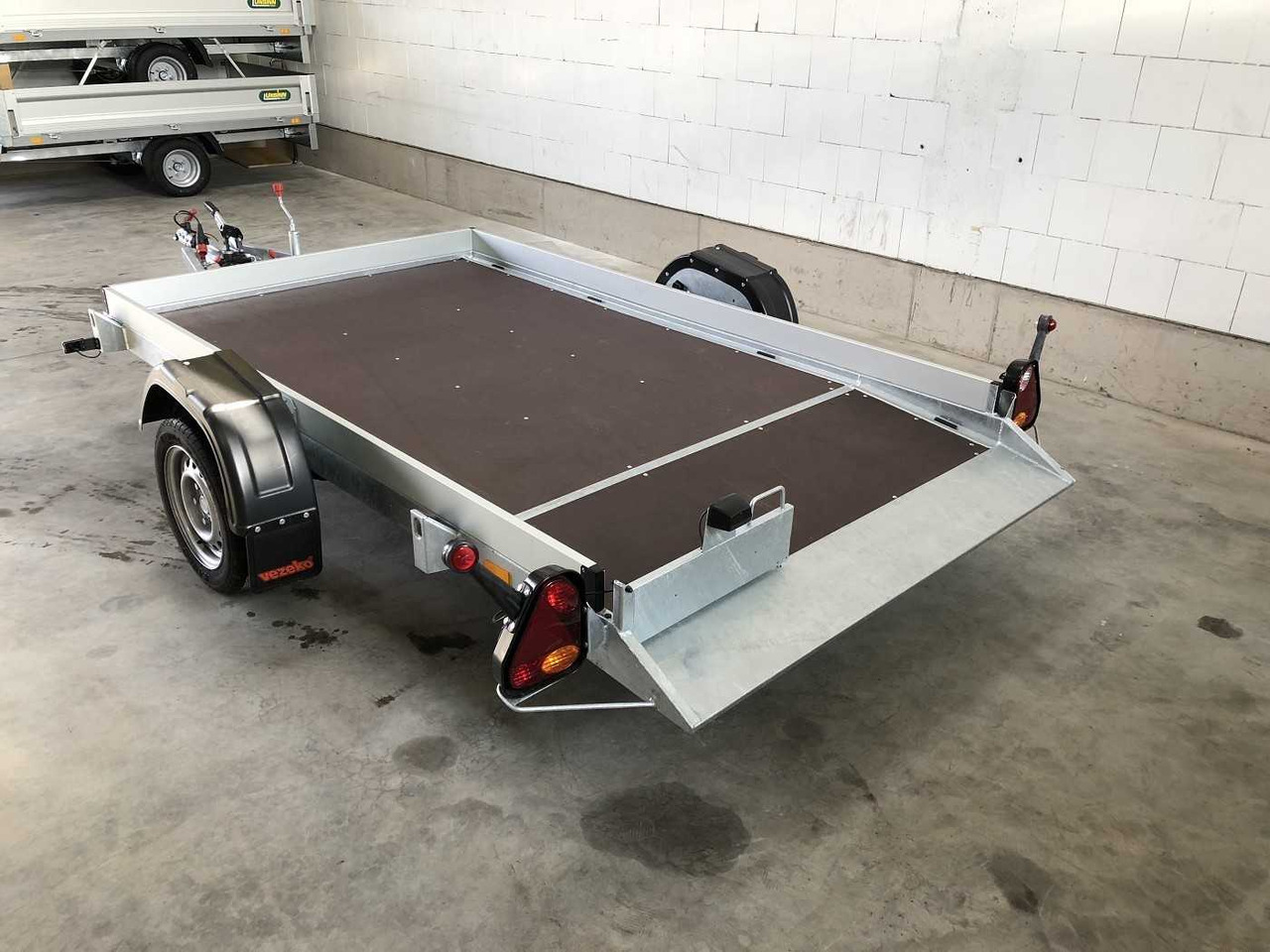 VEZEKO Husky FB 15.28 Absenker - Przyczepa do hakowca/ Bramowca: zdjęcie 3 VEZEKO Husky FB 15.28 Absenker - Przyczepa do hakowca/ Bramowca: zdjęcie 3