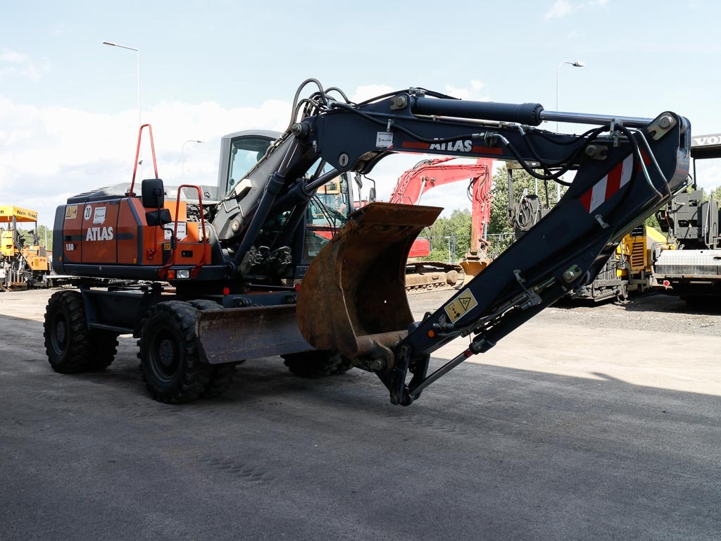 - Koparka kołowa: zdjęcie 4 - Koparka kołowa: zdjęcie 4