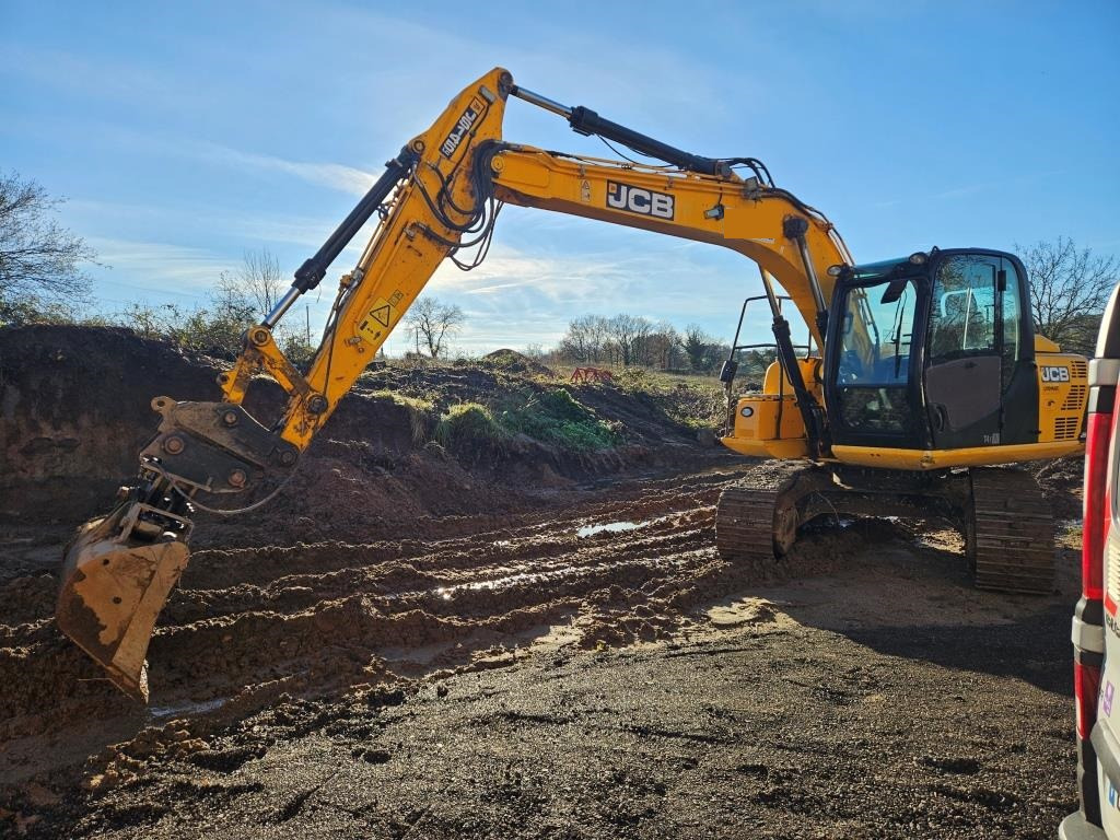 JCB JS 145 LC - Koparka gąsienicowa: zdjęcie 1 JCB JS 145 LC - Koparka gąsienicowa: zdjęcie 1