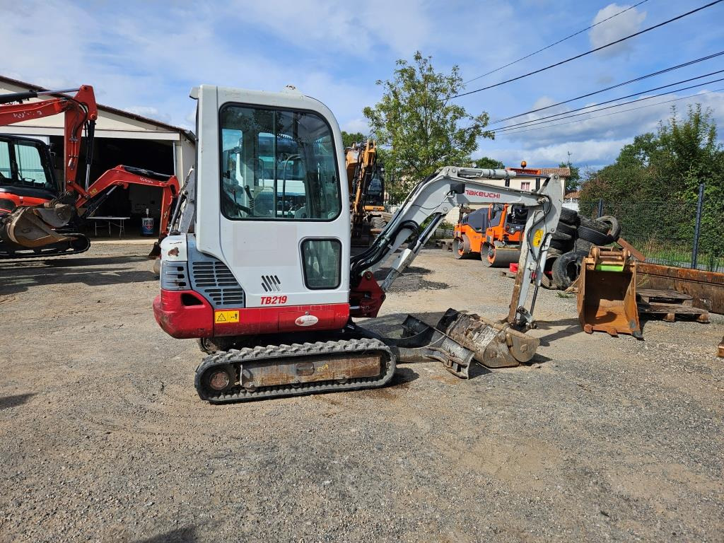 TAKEUCHI TB 219 - Minikoparka: zdjęcie 5 TAKEUCHI TB 219 - Minikoparka: zdjęcie 5