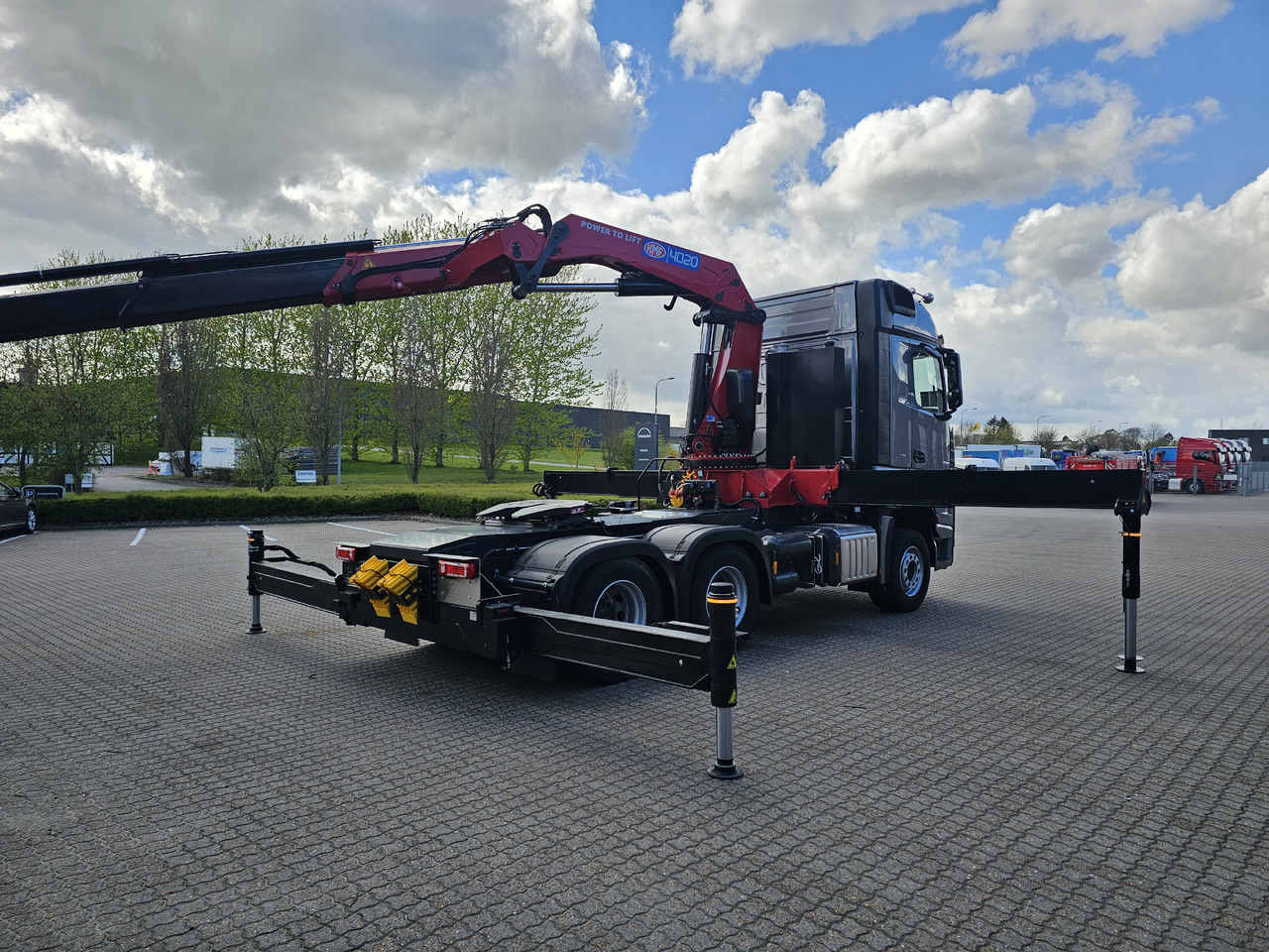 Mercedes Arocs 2653 6x4 40 T-mtr. - Ciągnik siodłowy: zdjęcie 5 Mercedes Arocs 2653 6x4 40 T-mtr. - Ciągnik siodłowy: zdjęcie 5
