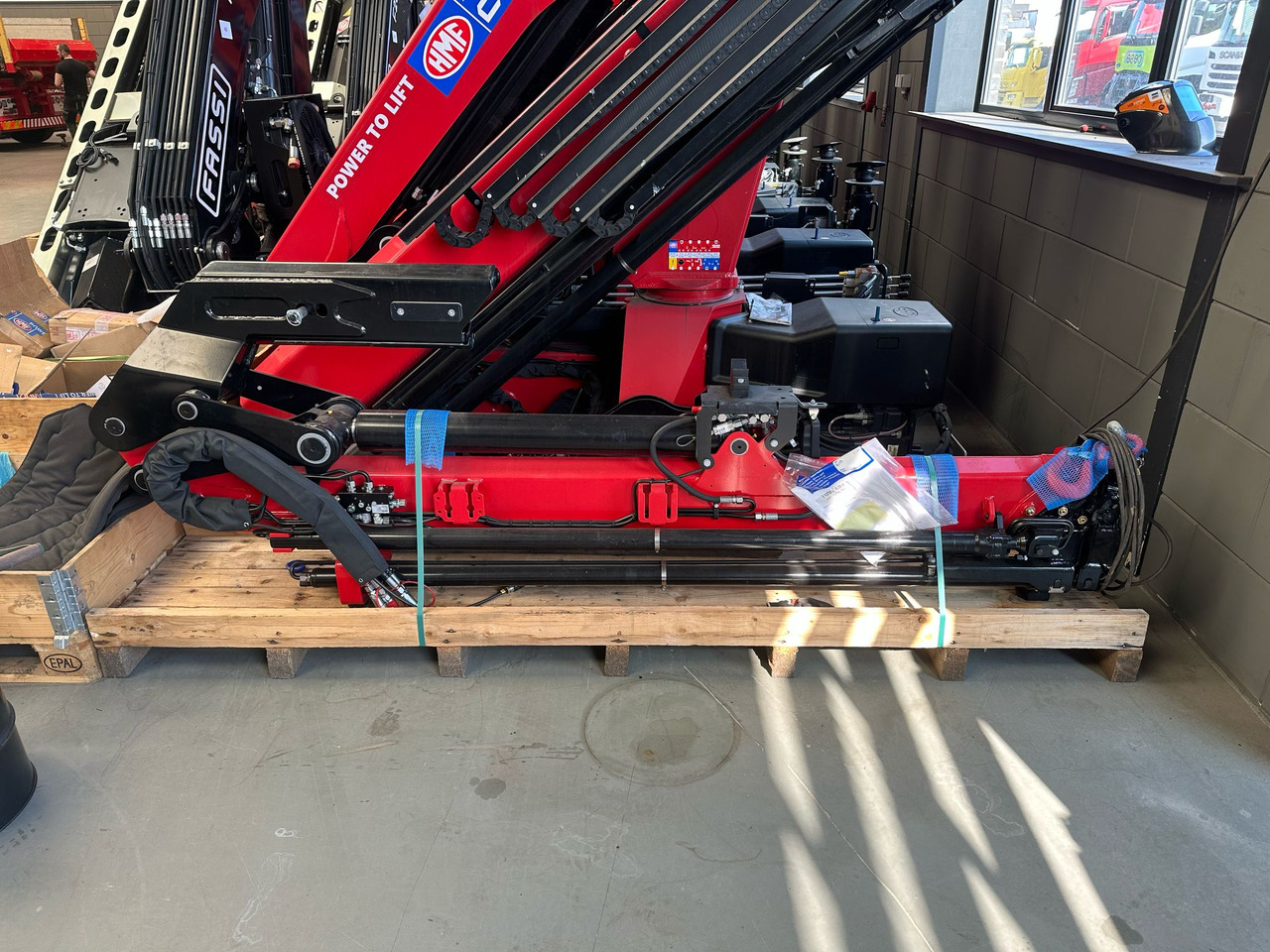 Mercedes Arocs 2653 6x4 40 T-mtr. - Ciągnik siodłowy: zdjęcie 4 Mercedes Arocs 2653 6x4 40 T-mtr. - Ciągnik siodłowy: zdjęcie 4