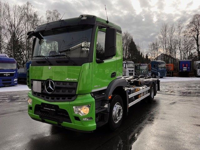 Mercedes-Benz Arocs 2643 Mit Meiller Abrollkipper Top - Ciężarówka hakowiec: zdjęcie 3 Mercedes-Benz Arocs 2643 Mit Meiller Abrollkipper Top - Ciężarówka hakowiec: zdjęcie 3