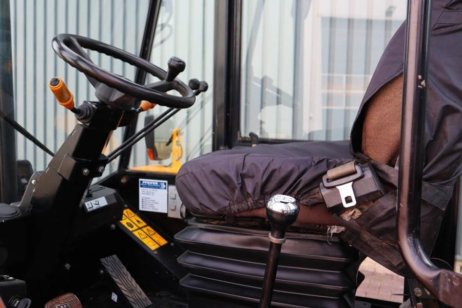 JCB 926 Diesel, 4x4 Drive, Triplex mast, 5500mm Liftin - Wózek terenowy: zdjęcie 3 JCB 926 Diesel, 4x4 Drive, Triplex mast, 5500mm Liftin - Wózek terenowy: zdjęcie 3