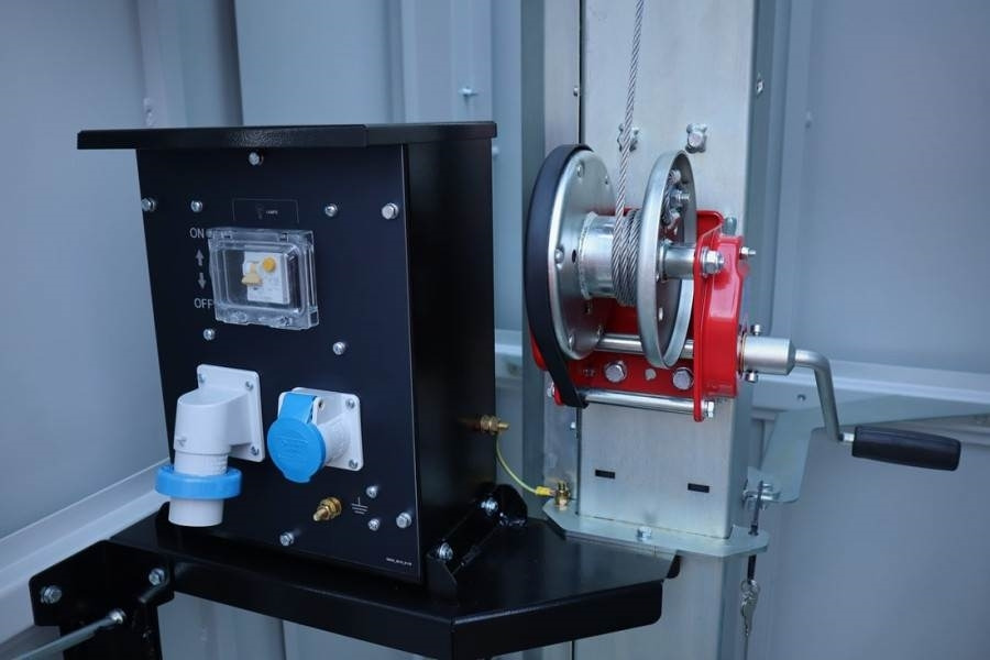 Trime X-BOX M 4x320W Valid inspection, *Guarantee! Max B - Maszt oświetleniowy: zdjęcie 5 Trime X-BOX M 4x320W Valid inspection, *Guarantee! Max B - Maszt oświetleniowy: zdjęcie 5