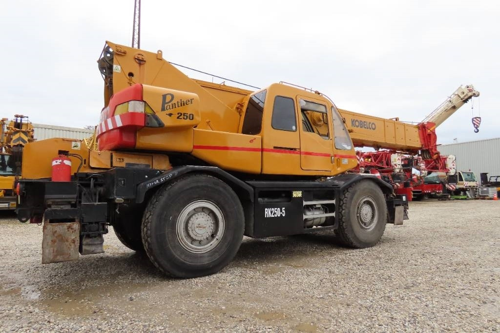 Kobelco RK 250-3 - Dźwig samojezdny: zdjęcie 3 Kobelco RK 250-3 - Dźwig samojezdny: zdjęcie 3