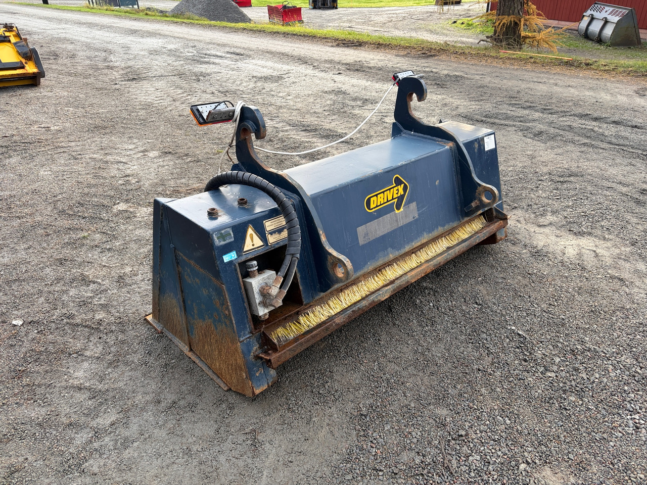 Drivex SS 550 - Rozsiewacz piasku i soli: zdjęcie 1 Drivex SS 550 - Rozsiewacz piasku i soli: zdjęcie 1