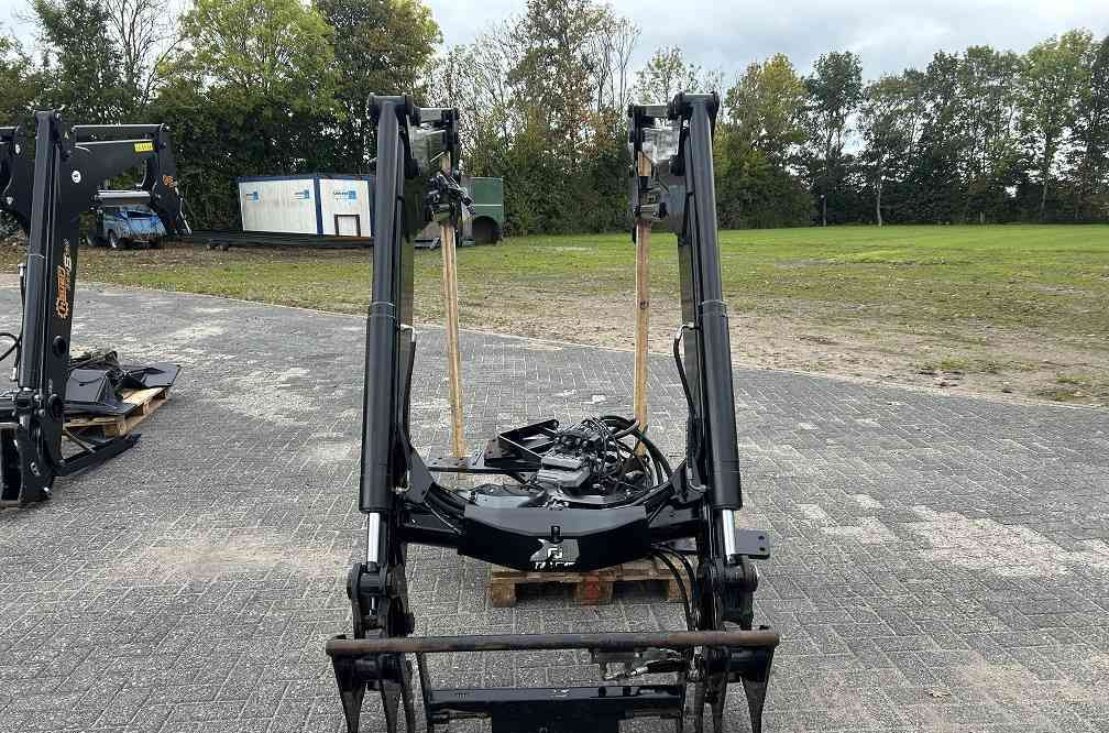 Trima Alo 5.1+ frontlader case new holland steyr - Ładowacz czołowy do traktora: zdjęcie 2 Trima Alo 5.1+ frontlader case new holland steyr - Ładowacz czołowy do traktora: zdjęcie 2