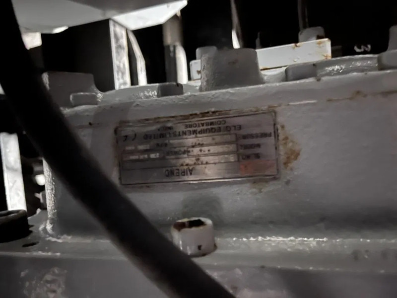 Cummins NTA 855 ELGI DT650-200 - Sprężarka powietrza: zdjęcie 5 Cummins NTA 855 ELGI DT650-200 - Sprężarka powietrza: zdjęcie 5