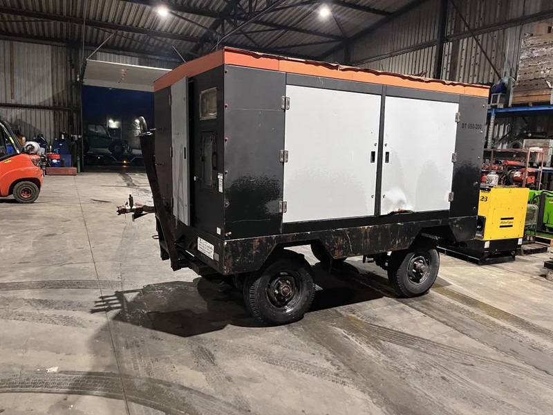 Cummins NTA 855 ELGI DT650-200 - Sprężarka powietrza: zdjęcie 1 Cummins NTA 855 ELGI DT650-200 - Sprężarka powietrza: zdjęcie 1