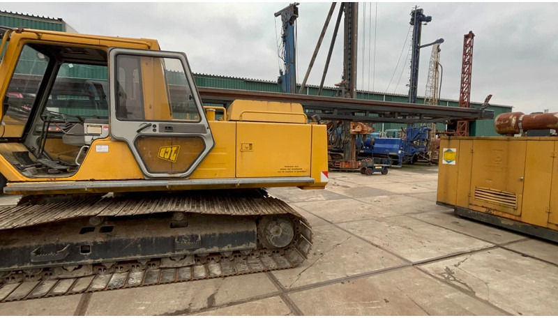 JCB JS 200 LC - Wiertnica: zdjęcie 3 JCB JS 200 LC - Wiertnica: zdjęcie 3