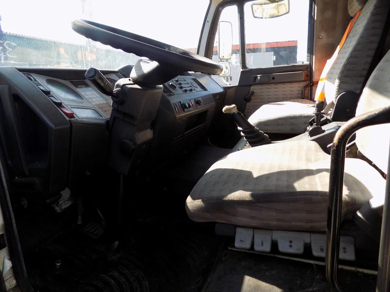 MAN 8.136 MAN 8.163 koel vrieswagen met laadklep - Samochód ciężarowy chłodnia: zdjęcie 5 MAN 8.136 MAN 8.163 koel vrieswagen met laadklep - Samochód ciężarowy chłodnia: zdjęcie 5