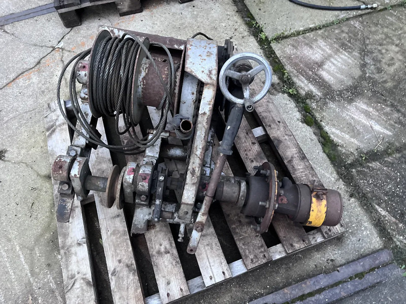 Pulse lier hydraulisch en electrisch Pulse lier vrije val - Wiertnica: zdjęcie 3 Pulse lier hydraulisch en electrisch Pulse lier vrije val - Wiertnica: zdjęcie 3