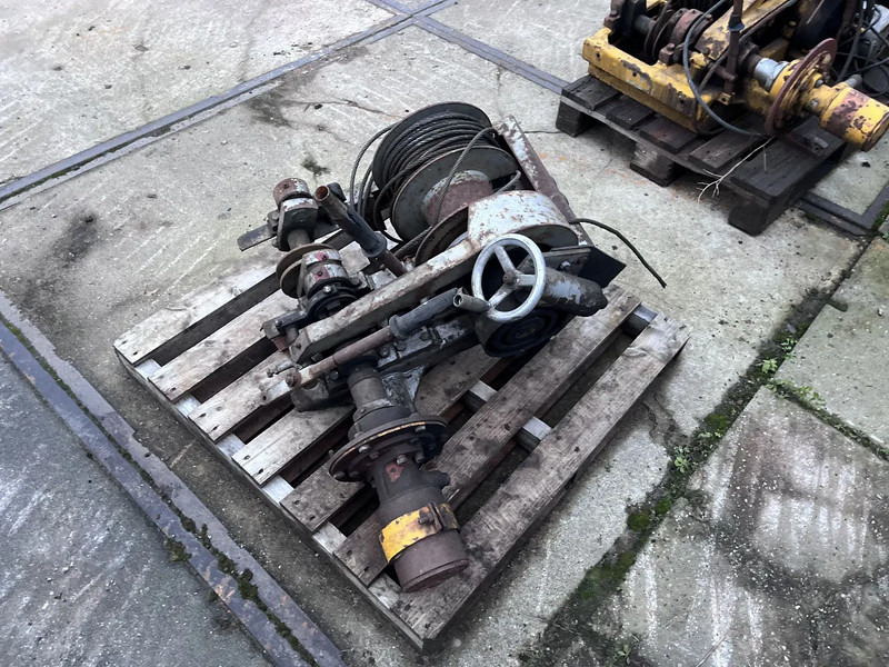 Pulse lier hydraulisch en electrisch Pulse lier vrije val - Wiertnica: zdjęcie 4 Pulse lier hydraulisch en electrisch Pulse lier vrije val - Wiertnica: zdjęcie 4