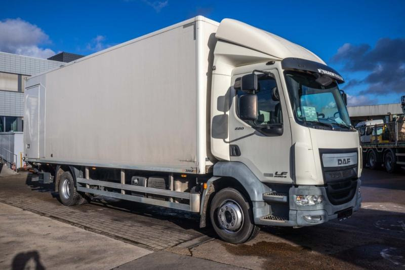 DAF LF 220(16t)+DHOLLANDIA - Samochód ciężarowy furgon: zdjęcie 2 DAF LF 220(16t)+DHOLLANDIA - Samochód ciężarowy furgon: zdjęcie 2