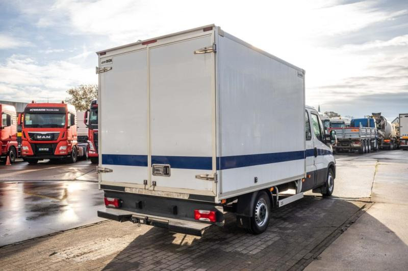 Iveco DAILY 35C150-DOKA - Furgon: zdjęcie 3 Iveco DAILY 35C150-DOKA - Furgon: zdjęcie 3