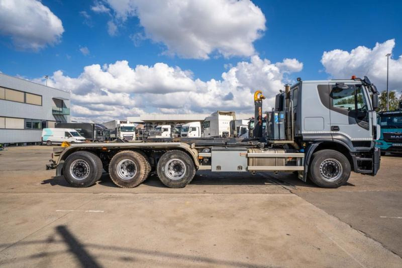 Iveco X-WAY 460 - Ciężarówka hakowiec: zdjęcie 3 Iveco X-WAY 460 - Ciężarówka hakowiec: zdjęcie 3