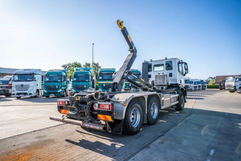 Iveco X-WAY 460 - HYVA - 91000 KM - Ciężarówka hakowiec: zdjęcie 4 Iveco X-WAY 460 - HYVA - 91000 KM - Ciężarówka hakowiec: zdjęcie 4