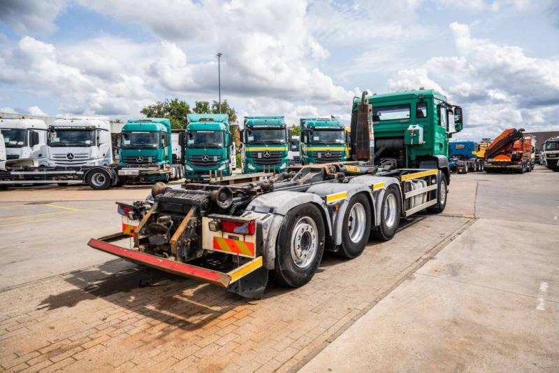 MAN TGS 35.440 BL 8x4-4 - Ciężarówka hakowiec: zdjęcie 4 MAN TGS 35.440 BL 8x4-4 - Ciężarówka hakowiec: zdjęcie 4