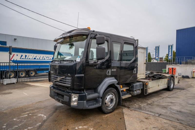 Volvo FL 240- 7p. + PALIFT - Ciężarówka hakowiec: zdjęcie 1 Volvo FL 240- 7p. + PALIFT - Ciężarówka hakowiec: zdjęcie 1