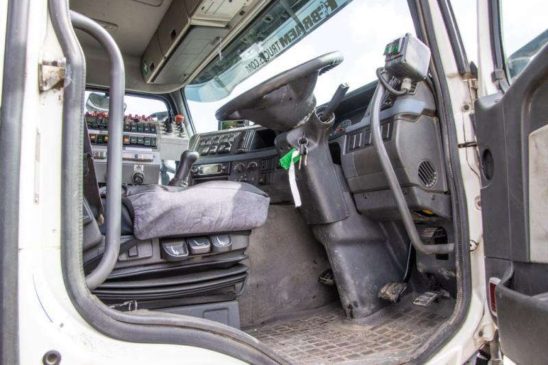 Zamiatarka uliczna Volvo FM 340 - BUCHER SCHÖRLING 8000: zdjęcie 6 Zamiatarka uliczna Volvo FM 340 - BUCHER SCHÖRLING 8000: zdjęcie 6