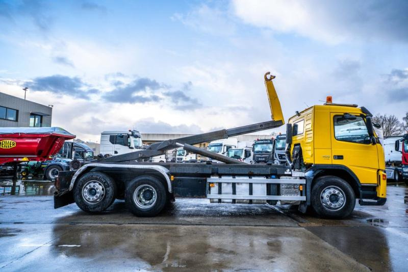 Volvo FM400-6x2-E5 + VDL 20 T. - Ciężarówka hakowiec: zdjęcie 3 Volvo FM400-6x2-E5 + VDL 20 T. - Ciężarówka hakowiec: zdjęcie 3