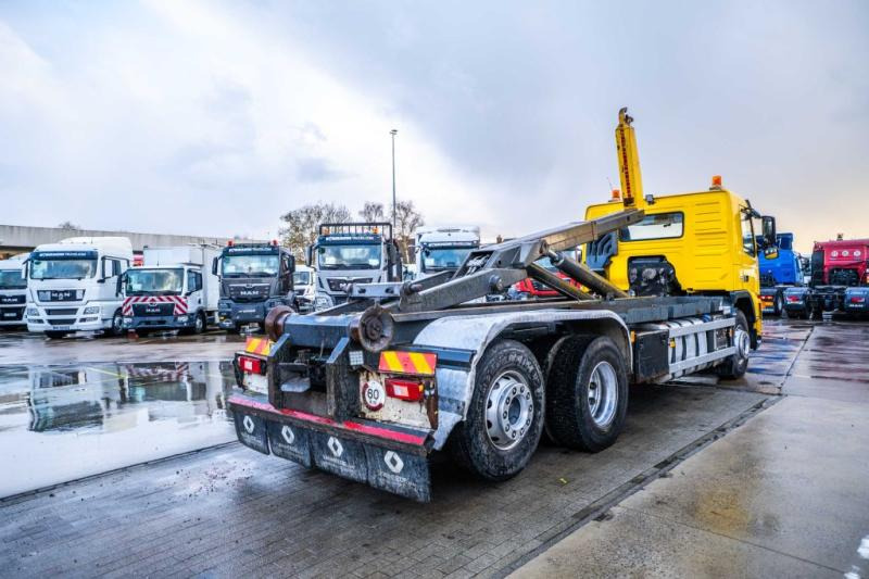 Volvo FM400-6x2-E5 + VDL 20 T. - Ciężarówka hakowiec: zdjęcie 4 Volvo FM400-6x2-E5 + VDL 20 T. - Ciężarówka hakowiec: zdjęcie 4