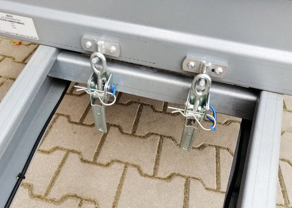 Besttrailers SIMPLE - Przyczepa samochodowa: zdjęcie 3 Besttrailers SIMPLE - Przyczepa samochodowa: zdjęcie 3