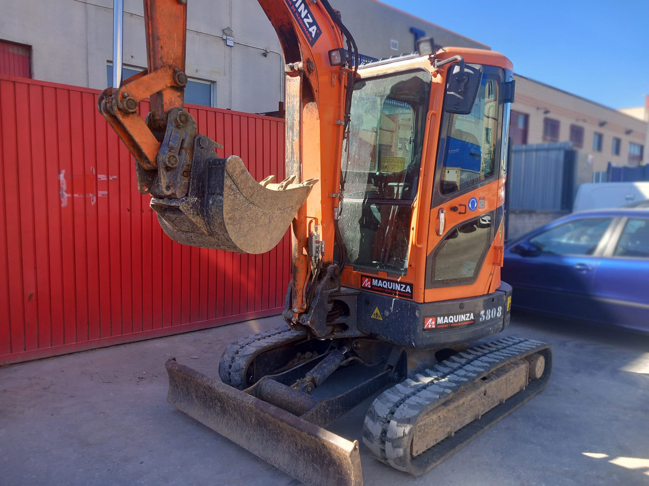 DOOSAN DX35Z - Minikoparka: zdjęcie 3 DOOSAN DX35Z - Minikoparka: zdjęcie 3
