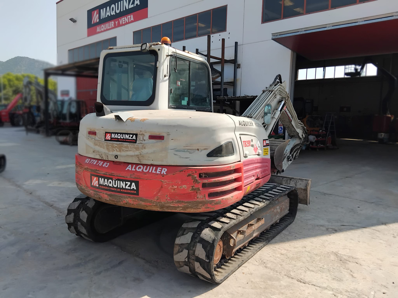 TAKEUCHI TB290 - Minikoparka: zdjęcie 2 TAKEUCHI TB290 - Minikoparka: zdjęcie 2
