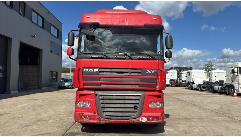 DAF XF 105.410 (BOITE MANUELLE / MANUAL GEARBOX) - Ciągnik siodłowy: zdjęcie 2 DAF XF 105.410 (BOITE MANUELLE / MANUAL GEARBOX) - Ciągnik siodłowy: zdjęcie 2