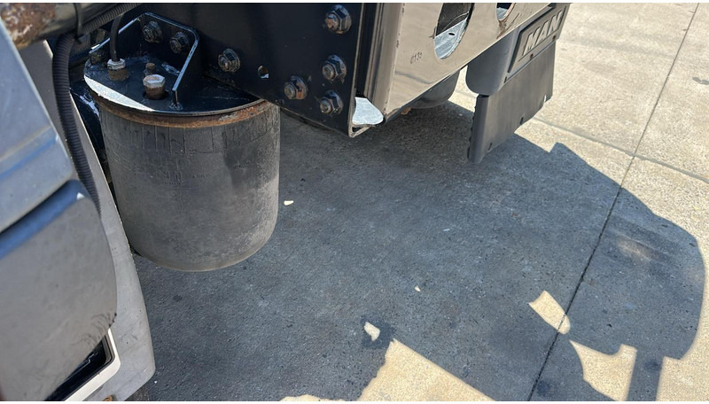 MAN TGA 18.430 (BOITE MANUELLE / MANUAL GEARBOX) MAN TGA 18.430 (BOITE MANUELLE / MANUAL GEARBOX): zdjęcie 15