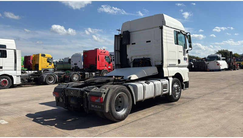 MAN TGA 18.440 (BOITE MANUELLE / MANUAL GEARBOX) - Ciągnik siodłowy: zdjęcie 4 MAN TGA 18.440 (BOITE MANUELLE / MANUAL GEARBOX) - Ciągnik siodłowy: zdjęcie 4