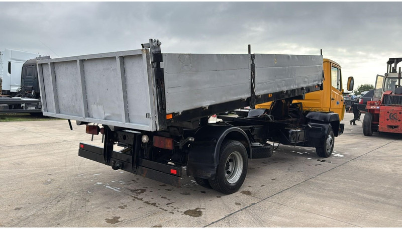 Mercedes-Benz SK 814 (MANUAL PUMP / POMPE MANUELLE / LAMES) - Wywrotka: zdjęcie 4 Mercedes-Benz SK 814 (MANUAL PUMP / POMPE MANUELLE / LAMES) - Wywrotka: zdjęcie 4