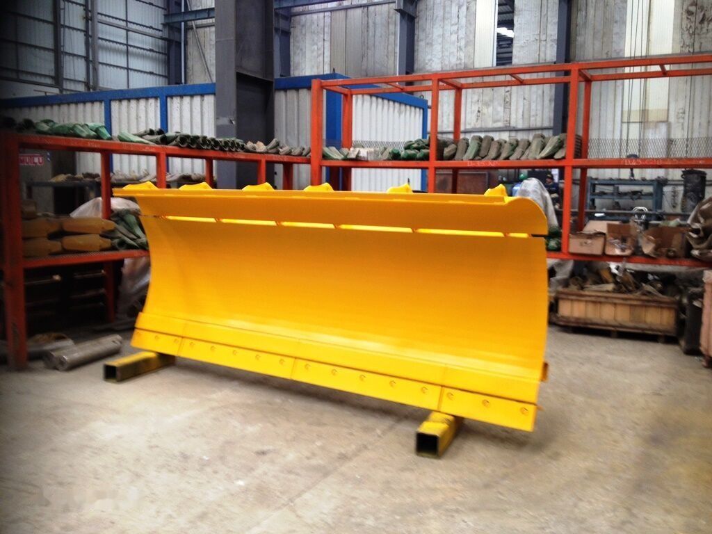 Caterpillar SNOW BLADES - Pług do śniegu: zdjęcie 2 Caterpillar SNOW BLADES - Pług do śniegu: zdjęcie 2