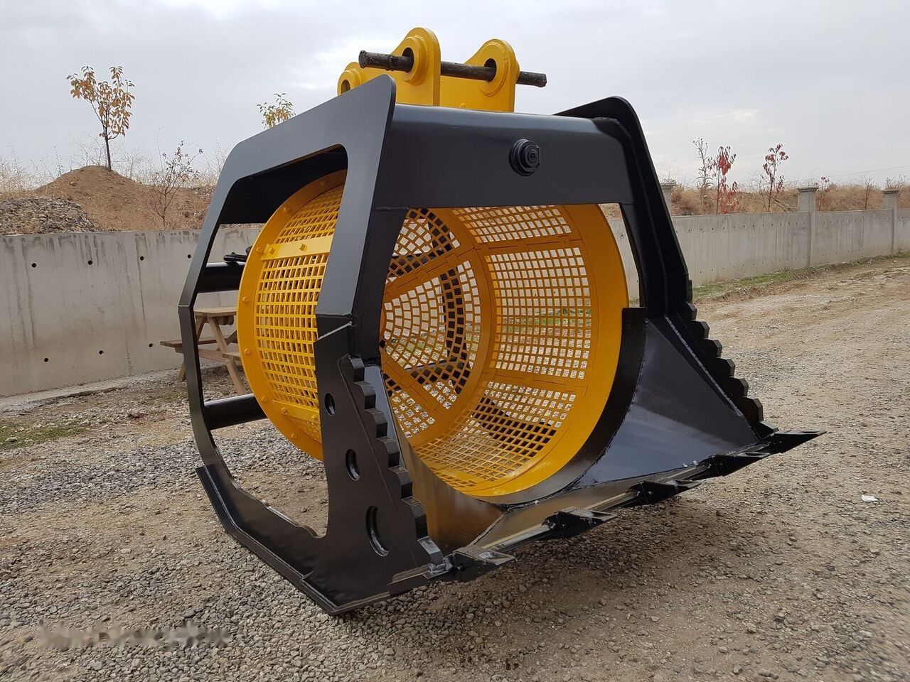 Hitachi Tamburlu Elek Kova (Rotary Screening Bucket) - Łyżka do sortowania: zdjęcie 2 Hitachi Tamburlu Elek Kova (Rotary Screening Bucket) - Łyżka do sortowania: zdjęcie 2