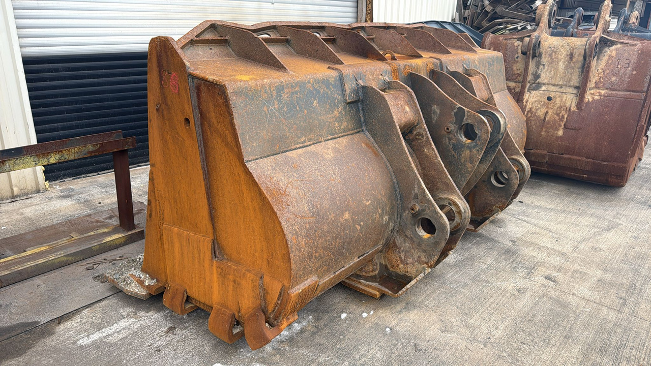 KOMATSU WA500 Loading Bucket - Łyżka do ładowarki: zdjęcie 2 KOMATSU WA500 Loading Bucket - Łyżka do ładowarki: zdjęcie 2