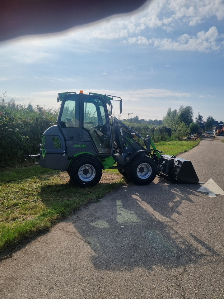 WCM L2412 - Ładowarka kołowa: zdjęcie 2 WCM L2412 - Ładowarka kołowa: zdjęcie 2