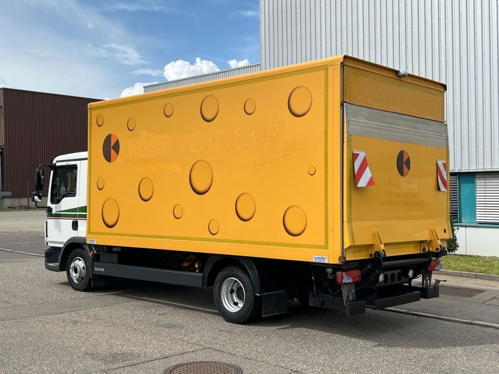 MAN TGL 8.220 Kühlkoffer 5,26m LBW Klima Luftgef. MAN TGL 8.220 Kühlkoffer 5,26m LBW Klima Luftgef. - Samochód dostawczy chłodnia: zdjęcie 5 MAN TGL 8.220 Kühlkoffer 5,26m LBW Klima Luftgef. MAN TGL 8.220 Kühlkoffer 5,26m LBW Klima Luftgef. - Samochód dostawczy chłodnia: zdjęcie 5