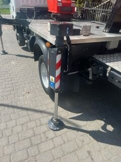 Podnośnik koszowy w samochody ciężarowe Nissan NT400: zdjęcie 19 Podnośnik koszowy w samochody ciężarowe Nissan NT400: zdjęcie 19