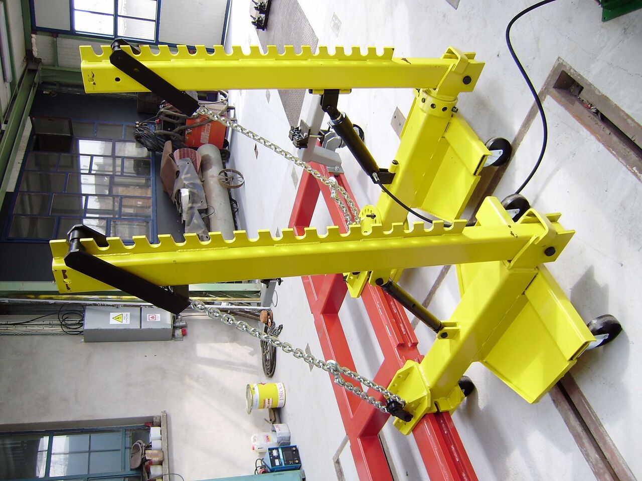 Tapka Bodywork Straightening Bench with Dozer (3000x920) / Tapka Karosserie Richtbank mit Dozer (3000x920) / Tapka Karosářská Rovnáci Lavička s Dozerem (3000x920) / Tapka Banc de Dreptare Caroserie cu - Wyposażenie serwisów samochodowych: zdjęcie 2 Tapka Bodywork Straightening Bench with Dozer (3000x920) / Tapka Karosserie Richtbank mit Dozer (3000x920) / Tapka Karosářská Rovnáci Lavička s Dozerem (3000x920) / Tapka Banc de Dreptare Caroserie cu - Wyposażenie serwisów samochodowych: zdjęcie 2