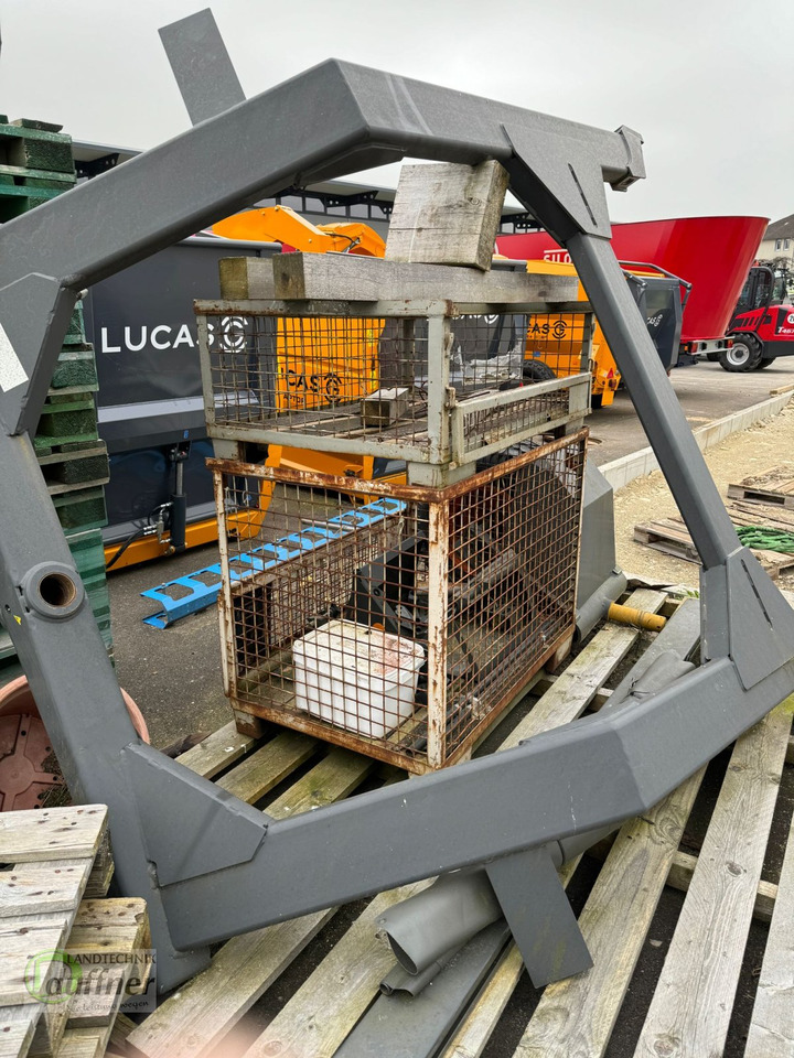 CLAAS Orbis 750 Transportfahrwerk - Rama/ Podwozie do Maszyn rolniczych: zdjęcie 3 CLAAS Orbis 750 Transportfahrwerk - Rama/ Podwozie do Maszyn rolniczych: zdjęcie 3