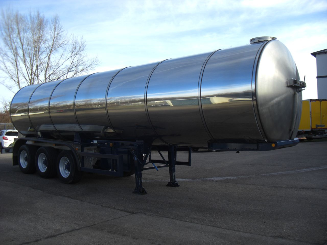 Wangen/Magyar SRP3MEB /BIERTANK - Naczepa cysterna: zdjęcie 2 Wangen/Magyar SRP3MEB /BIERTANK - Naczepa cysterna: zdjęcie 2