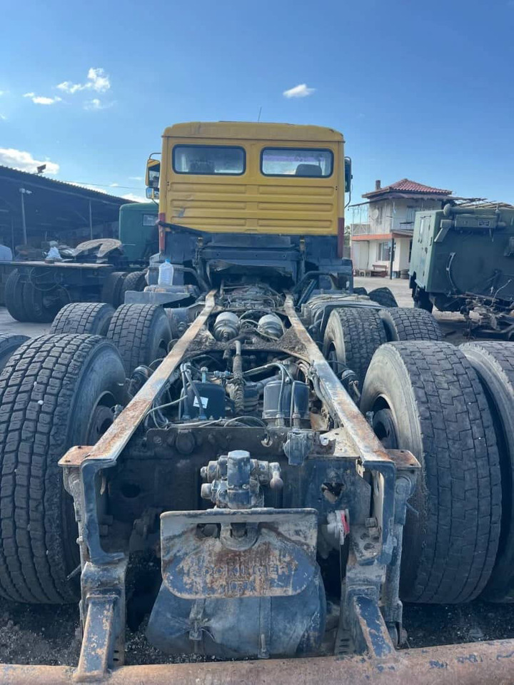 MAN 41.422 Tractor unit - Ciągnik siodłowy: zdjęcie 3 MAN 41.422 Tractor unit - Ciągnik siodłowy: zdjęcie 3