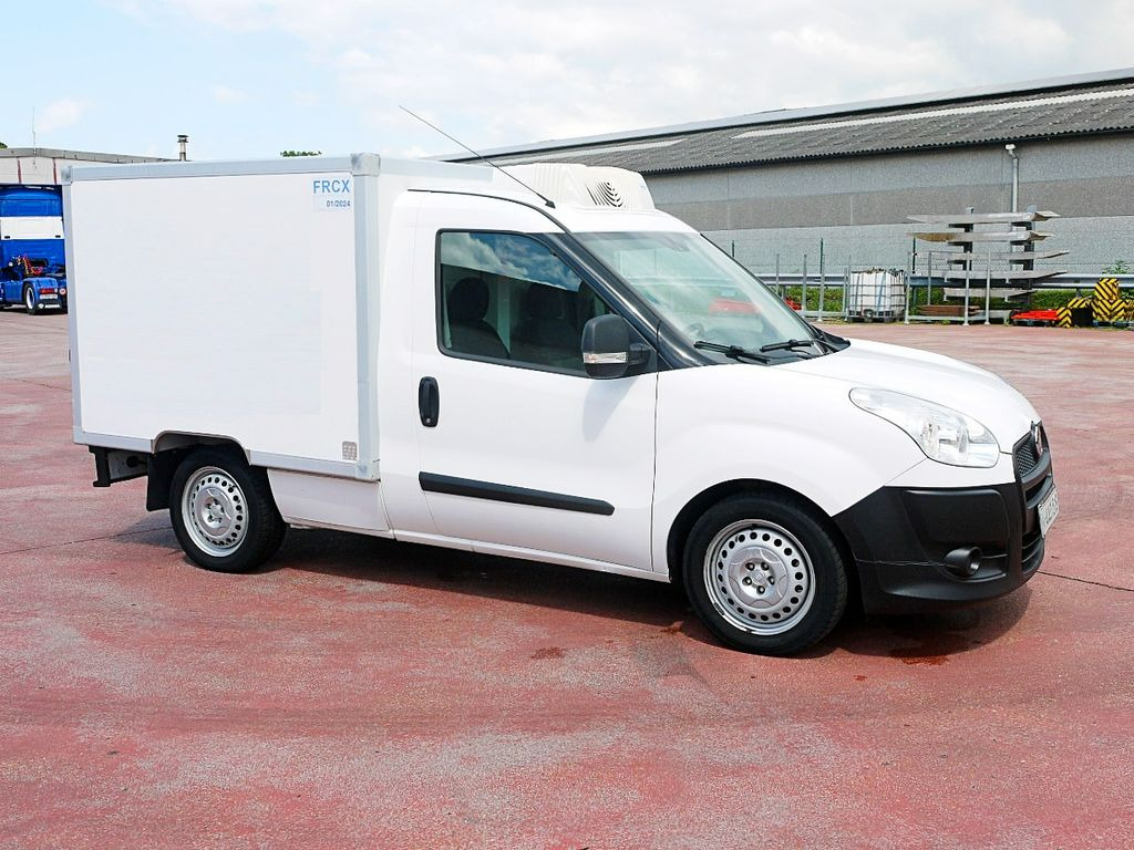 Fiat 1.3 DOBLO KUHLKOFFER RELEC FROD TR15 -20C Fiat 1.3 DOBLO KUHLKOFFER RELEC FROD TR15 -20C - Samochód dostawczy chłodnia: zdjęcie 2 Fiat 1.3 DOBLO KUHLKOFFER RELEC FROD TR15 -20C Fiat 1.3 DOBLO KUHLKOFFER RELEC FROD TR15 -20C - Samochód dostawczy chłodnia: zdjęcie 2
