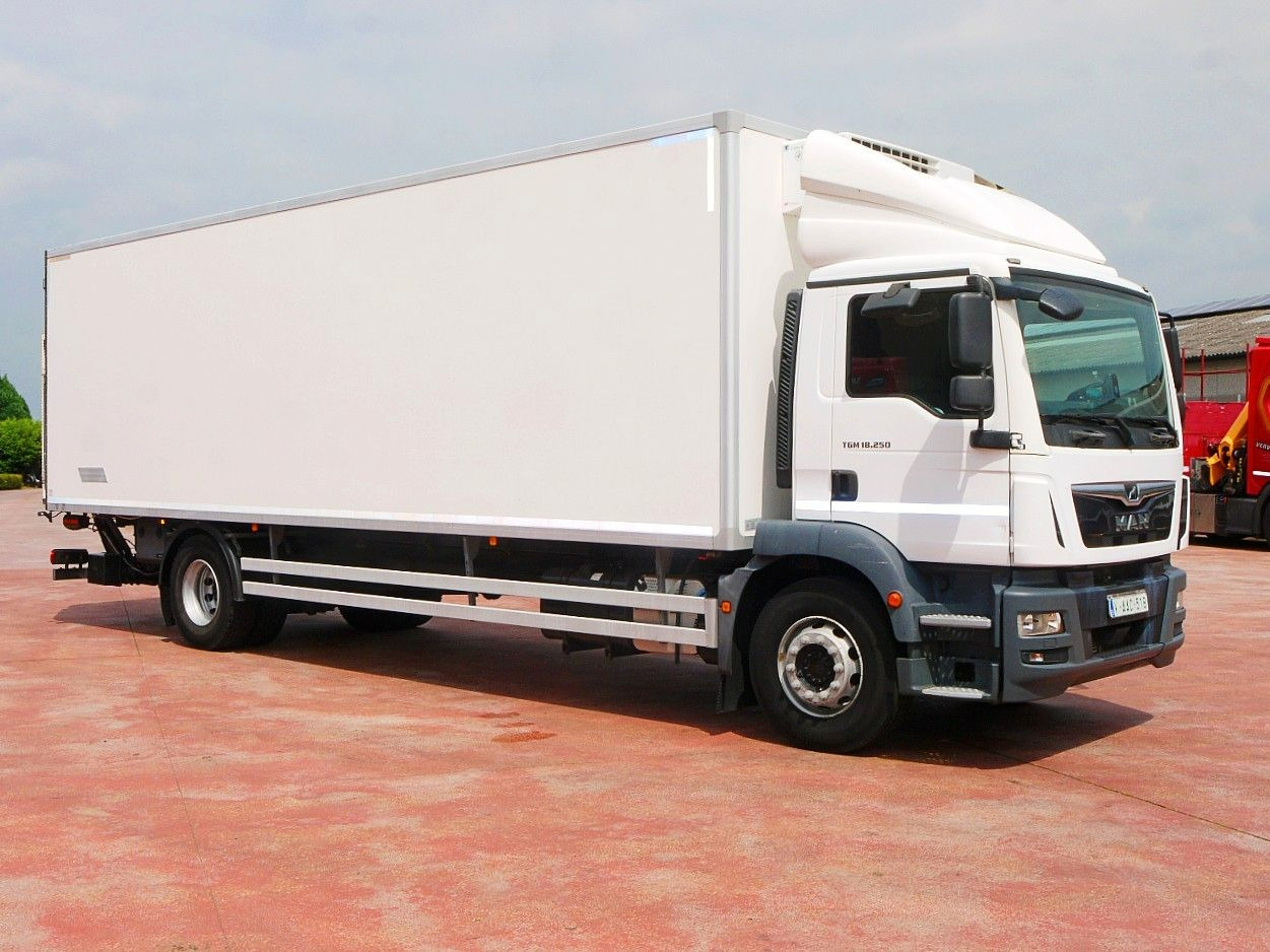 MAN TGM 18.250 KUHLKOFFER THERMOKING V800 MT A/C - Samochód ciężarowy chłodnia: zdjęcie 3 MAN TGM 18.250 KUHLKOFFER THERMOKING V800 MT A/C - Samochód ciężarowy chłodnia: zdjęcie 3