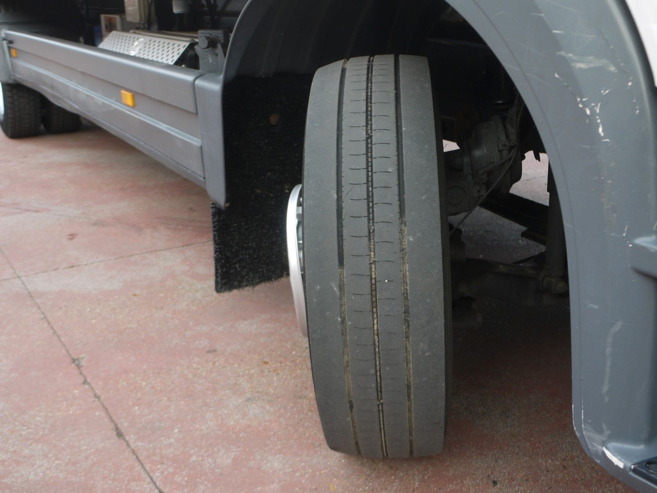 Samochód ciężarowy chłodnia Mercedes-Benz 1321 ATEGO KUHLKOFFER THERMOKING T800 A/C 122tkm: zdjęcie 18 Samochód ciężarowy chłodnia Mercedes-Benz 1321 ATEGO KUHLKOFFER THERMOKING T800 A/C 122tkm: zdjęcie 18